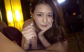 爆発奥さん 背徳感にイキ狂うGカップ美人妻！